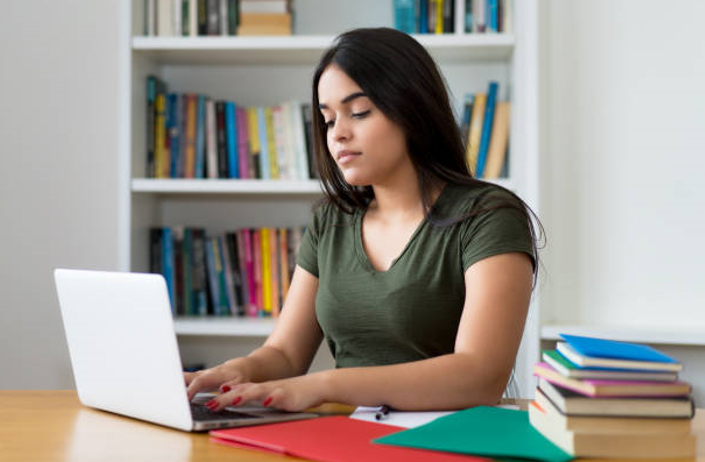 How To Tackle the 2021-22 Common App Essay Prompts